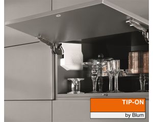 blum_aventos_hk_s_tip_on